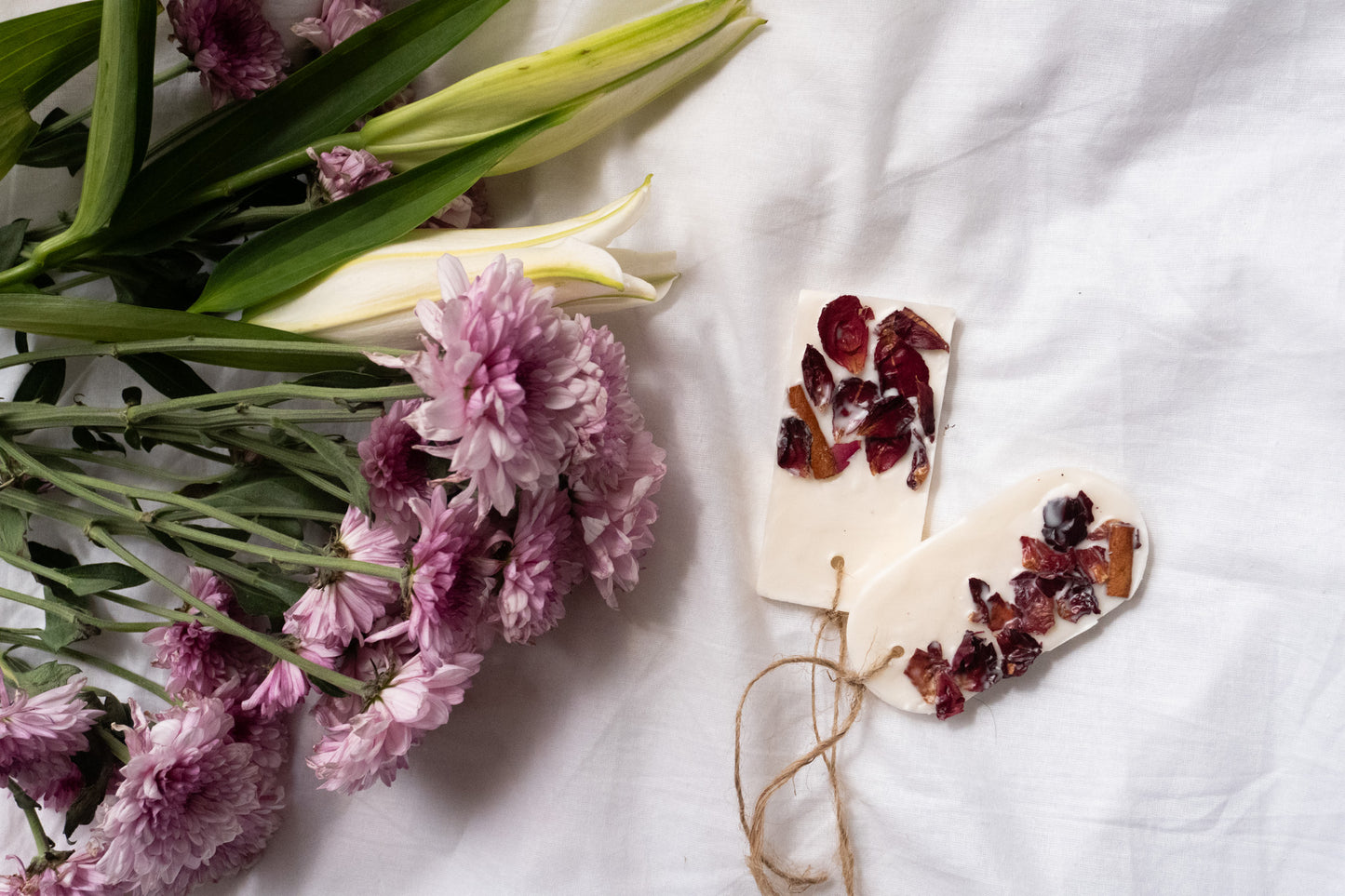 Scented wax tablet: Granduer Blooms