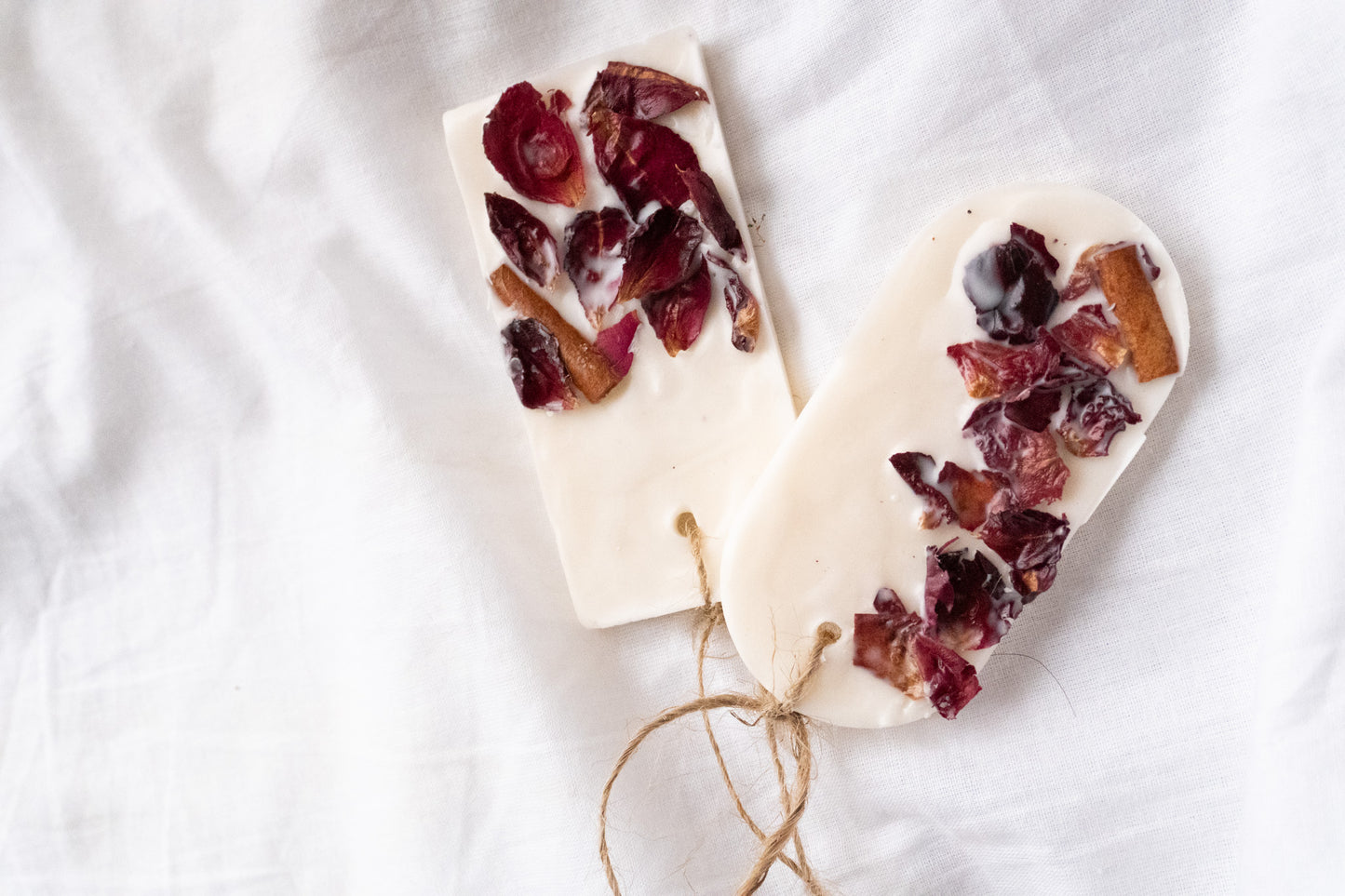 Scented wax tablet: Granduer Blooms